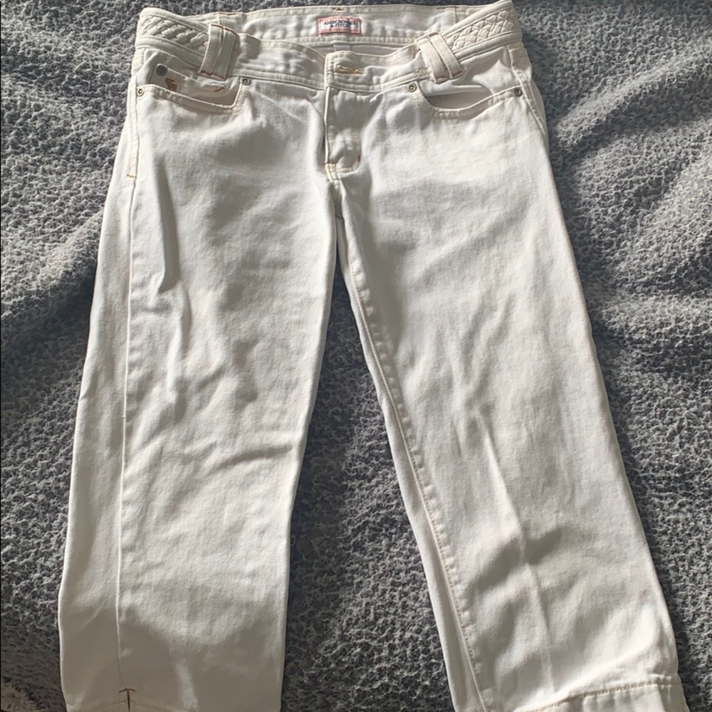 White Abercrombie &Fitch Capris